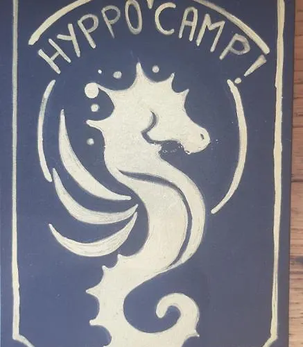 לינה וארוחת בוקר L Hyppo Camp' 3*